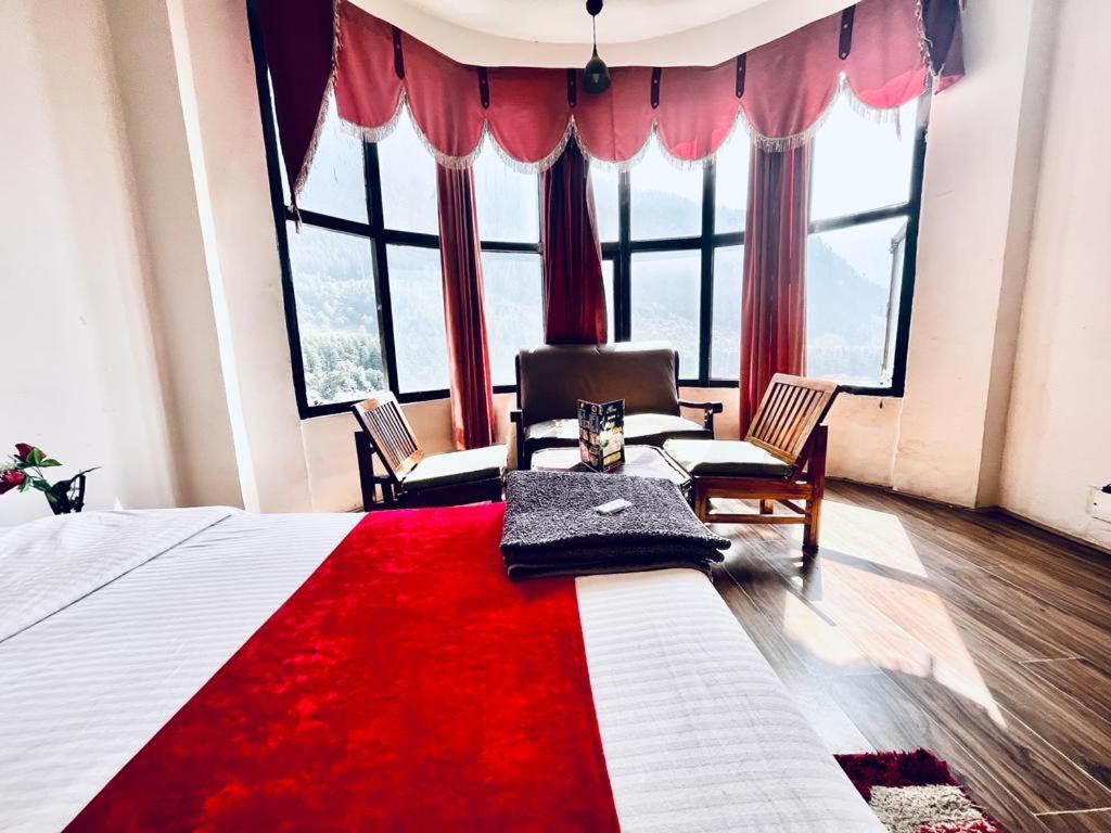 Hotel In Manali With Mountain View Near Mall Road Экстерьер фото