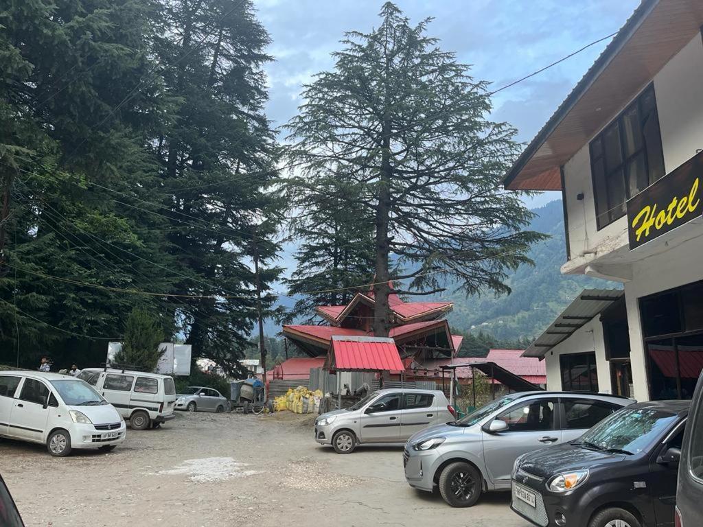 Hotel In Manali With Mountain View Near Mall Road Экстерьер фото